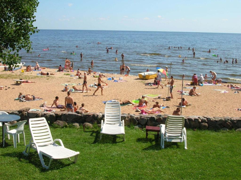 Hostel Laguun Каласте Екстериор снимка